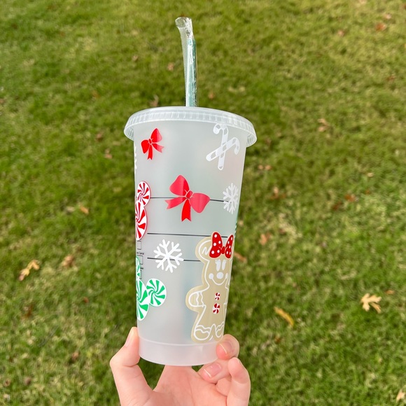 Mickey and Minnie gingerbread Christmas Starbucks reusable venti cold cup - Picture 3 of 4